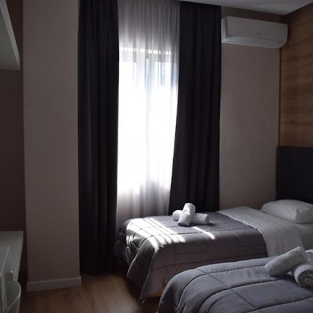 Bluepoint Hotel Tepelene Eksteriør bilde