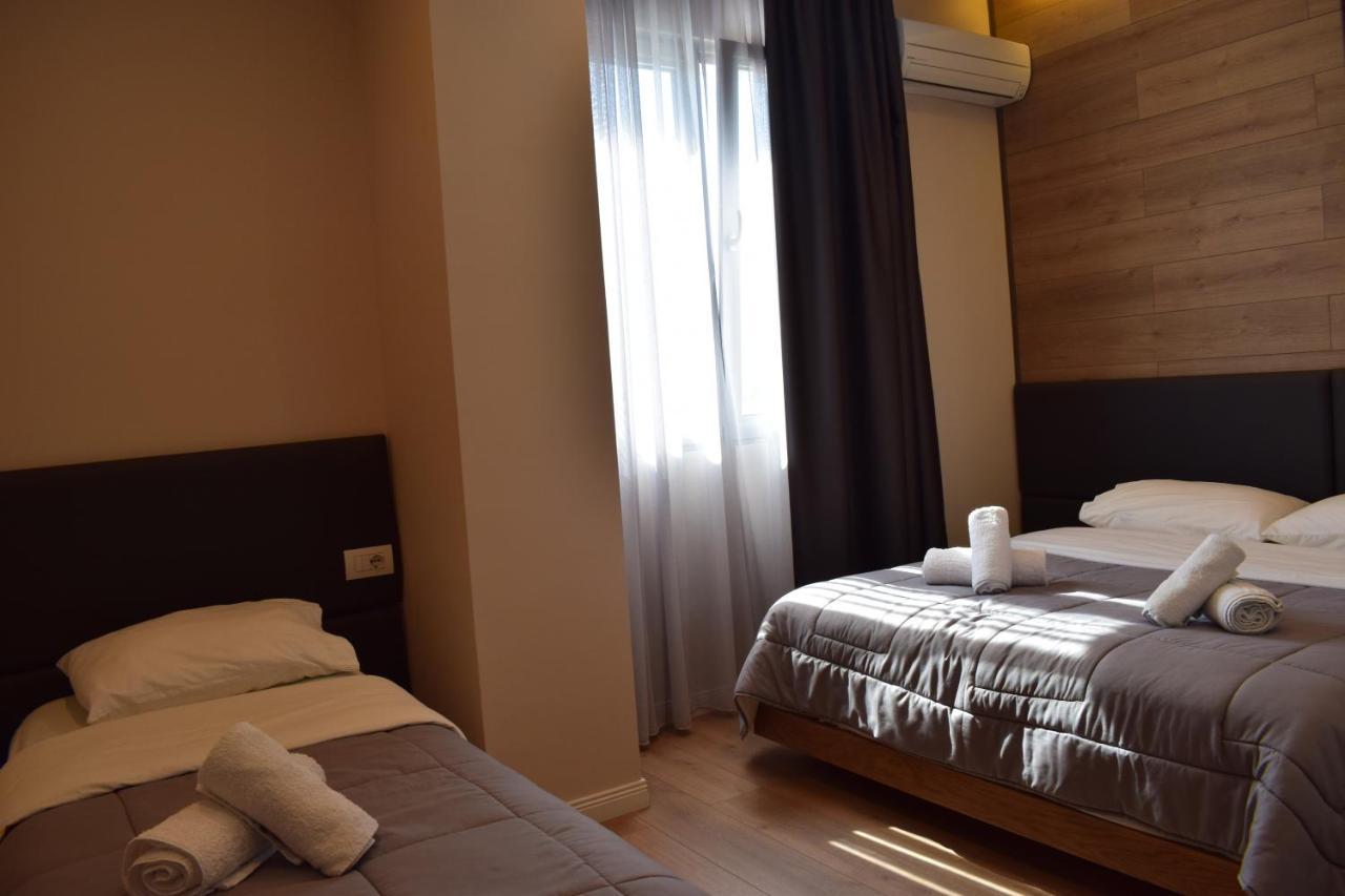 Bluepoint Hotel Tepelene Eksteriør bilde